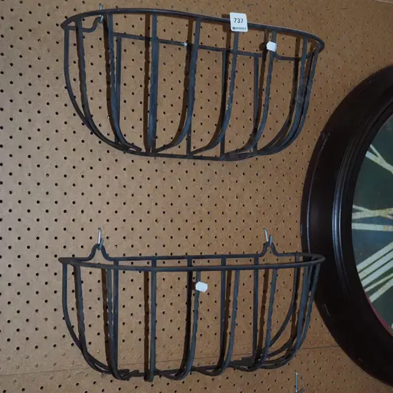 2x wire wall mounted garden basket hangers