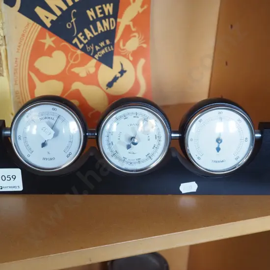 desk hydrometer/barometer/thermometer