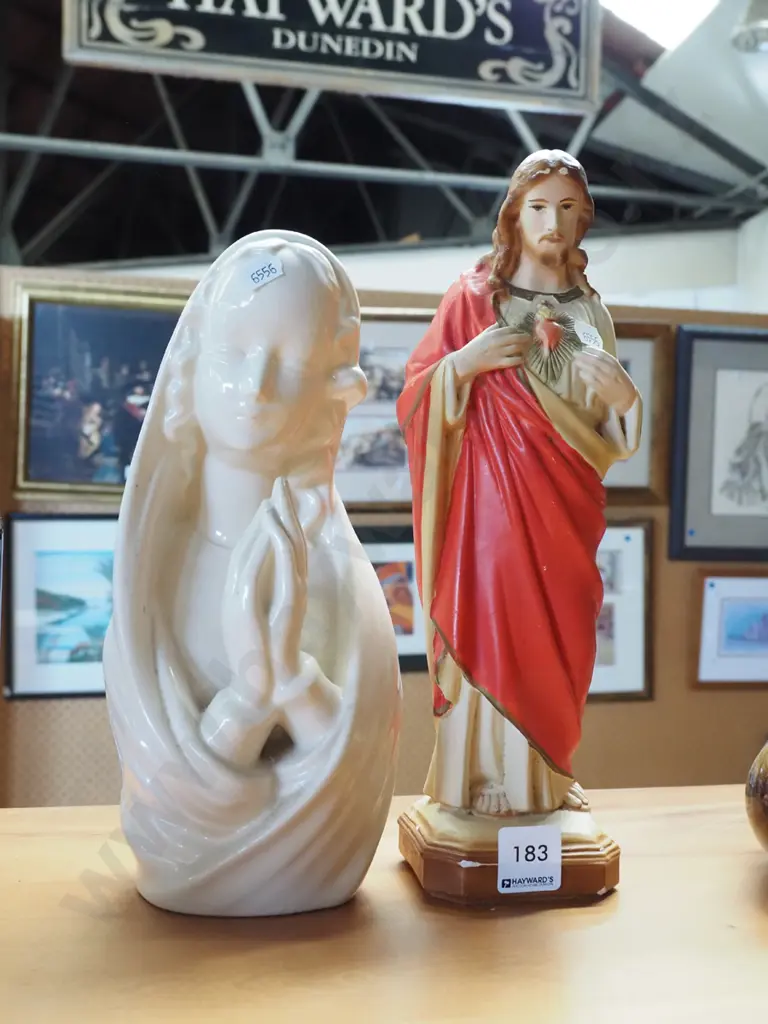 2x religious figurines H300 Image 1++