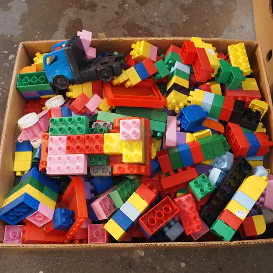 box; various Duplo style blocks