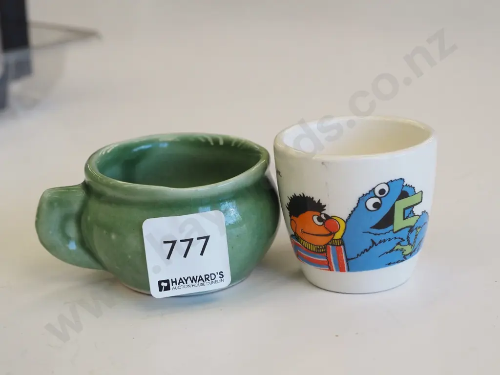 small early Crown Lynn cup, Sesame Street egg cup Image 1++