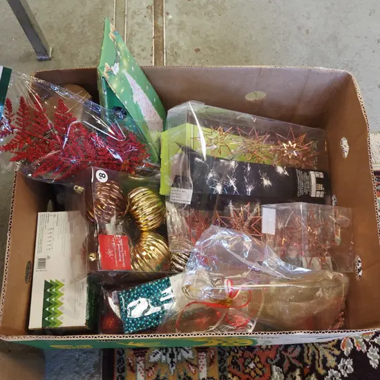 box; Xmas items