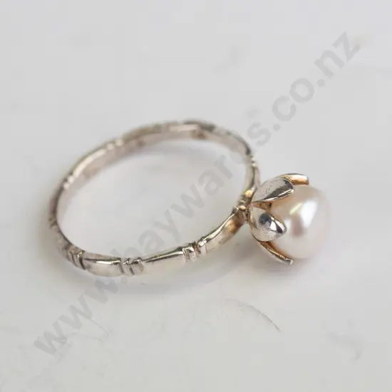 pearl and sterling silver ring - size  M