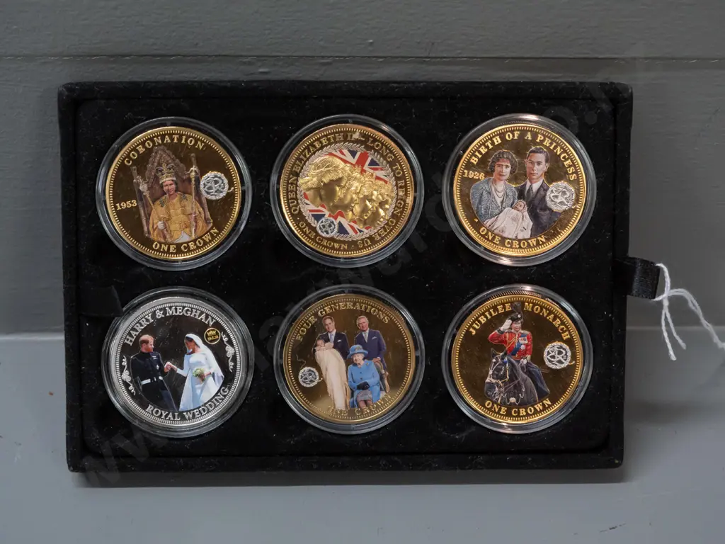 Bradford Exchange(?) 2014 Royal Family commemorative set of 6 crown coin set Image 1++
