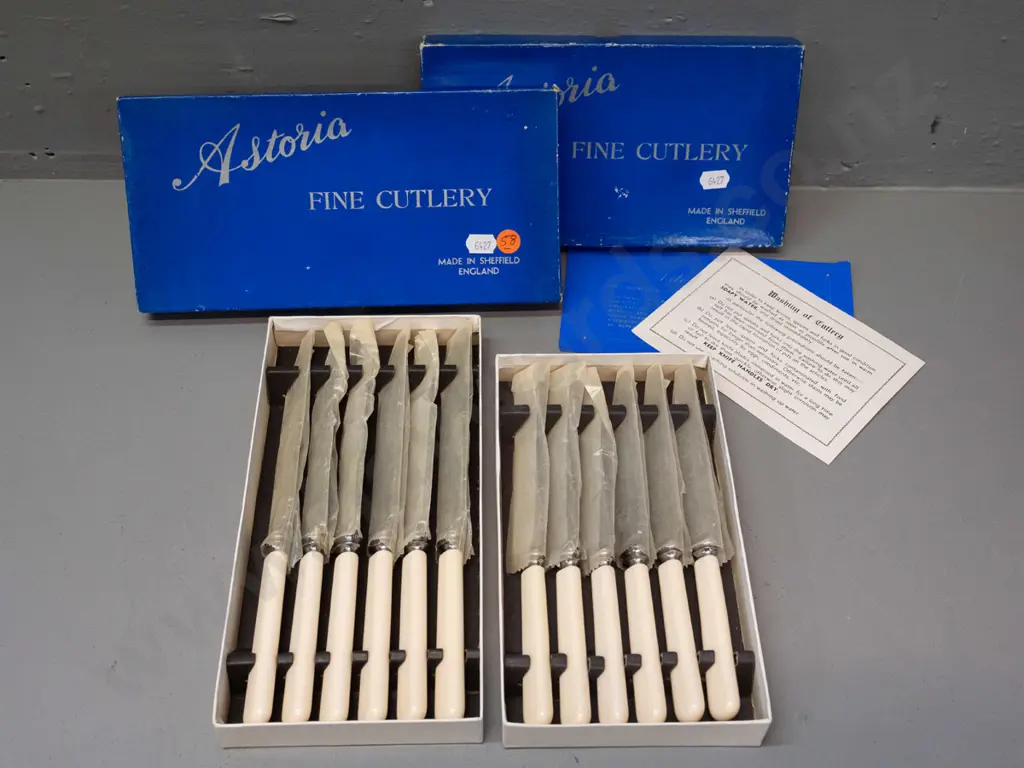 2 boxed sets of 6 Astoria Sheffield faux bone-handled knives - 6 large and 6 small Image 1++