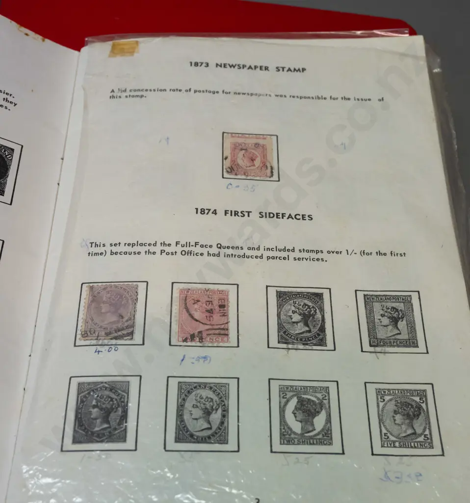 2 stamp albums with New Zealand contents - dates 1900 thru 1960s Image 1++