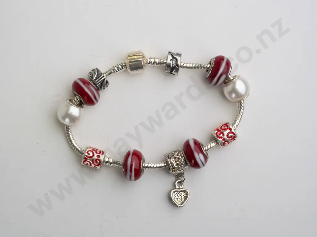 Pandora? bracelet with charms Image 1++