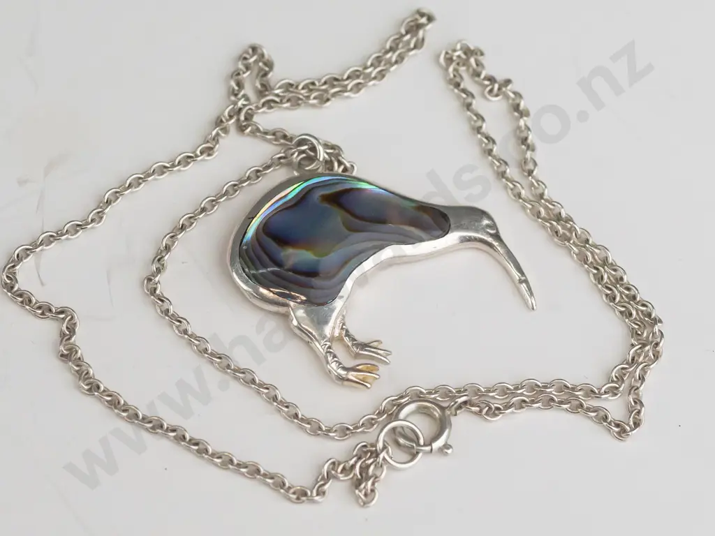 silver kiwi necklace with paua shell stamped stg sil Image 1++