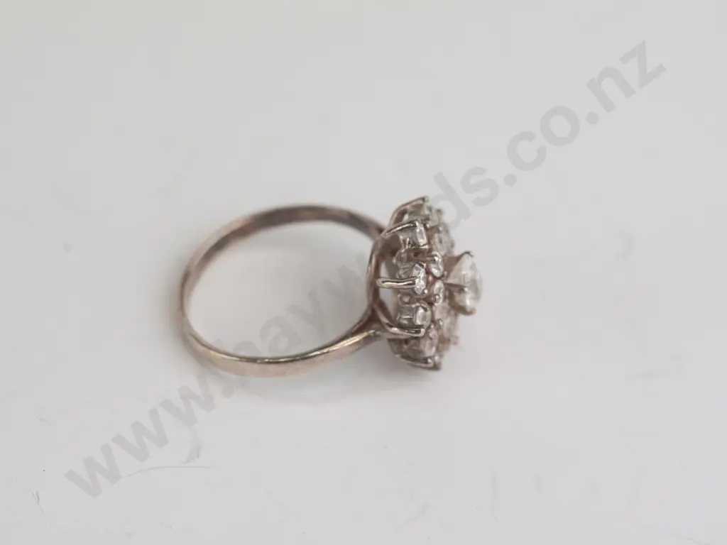 cz  sterling silver ring - size O Image 1++
