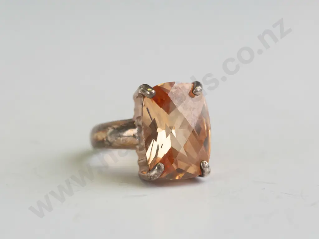 light brown topaz sterling silver ring - size L Image 1++