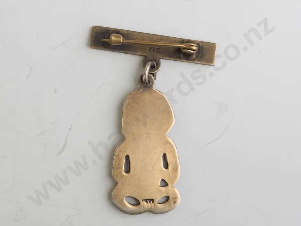9ct tiki & bar brooch 7.7gm Image 1++