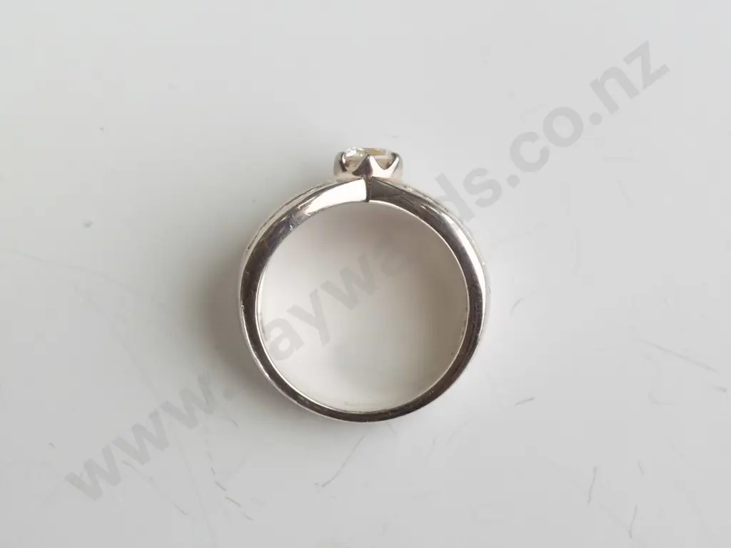 cz sterling silver ring - size N.5 Image 1++