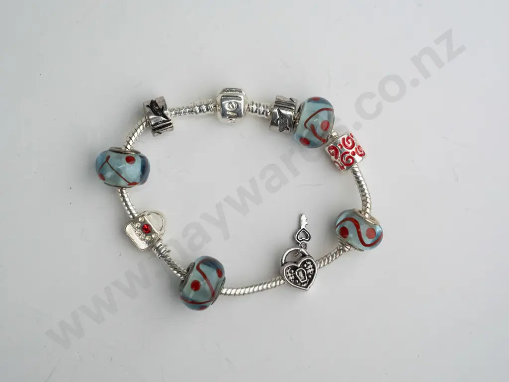 Pandora? bracelet with charms Image 1++