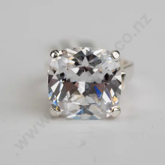 cz sterling silver ring - size O.5