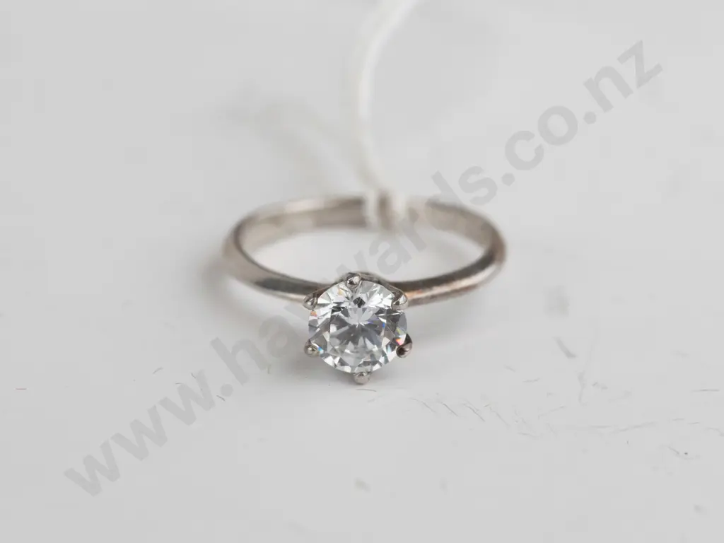 sterling silver solitaire white stone ring Image 1++
