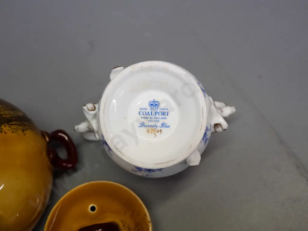 O.C. Stephen small vase, Royal Doulton Croydon Church lidded pot and a Coalport "Divinty Blue" Potpourri H-150 Image 1++