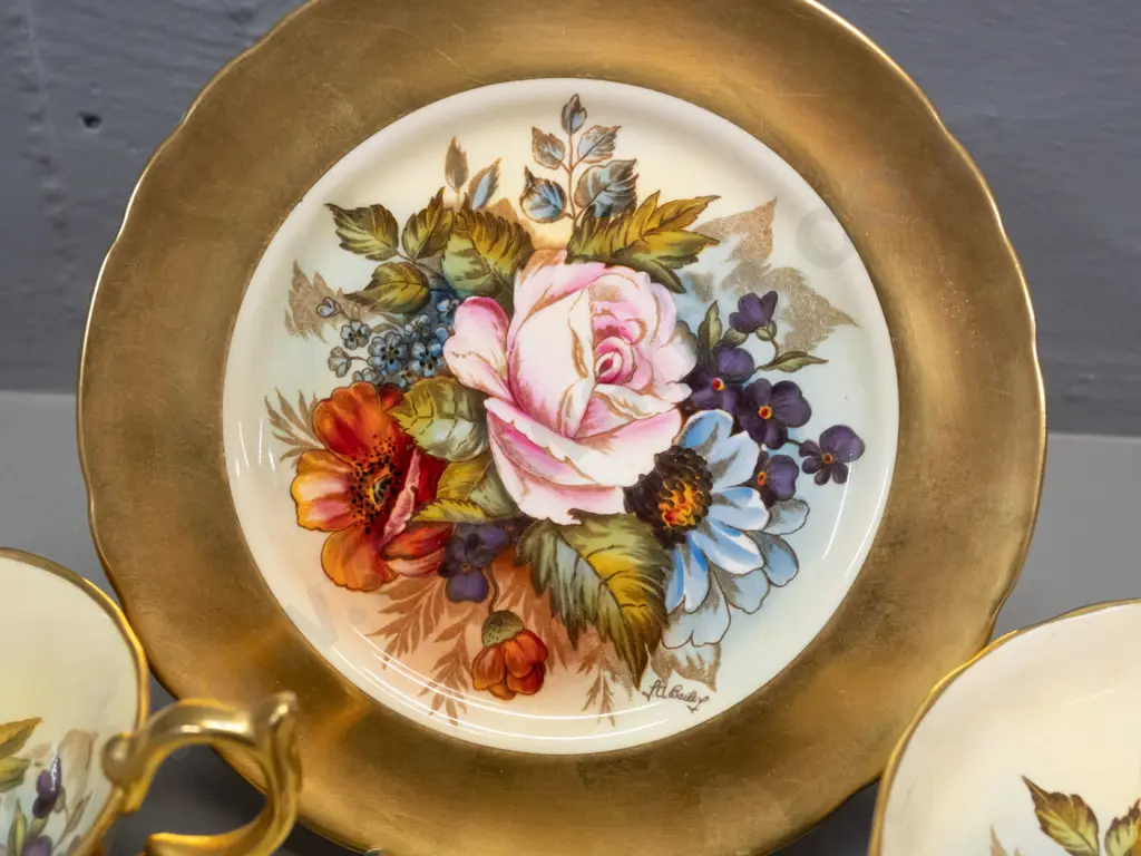 Aynsley floral and gilt hand-painted trio and small comport, all signed L.A. Bailey - comport dish is H-50 D-140 Image 1++