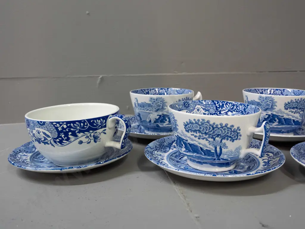 5 Spode Italian pattern cups & saucers - 1 larger than others Image 1++