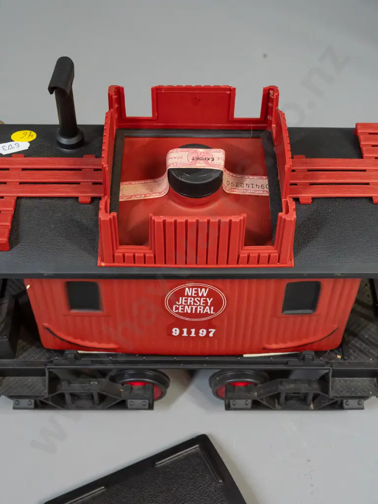 5-piece Jim Beam railway decanter set: Locomotive and 4 cars with New Jersey Central Railroad markings, all sealed with Image 1++