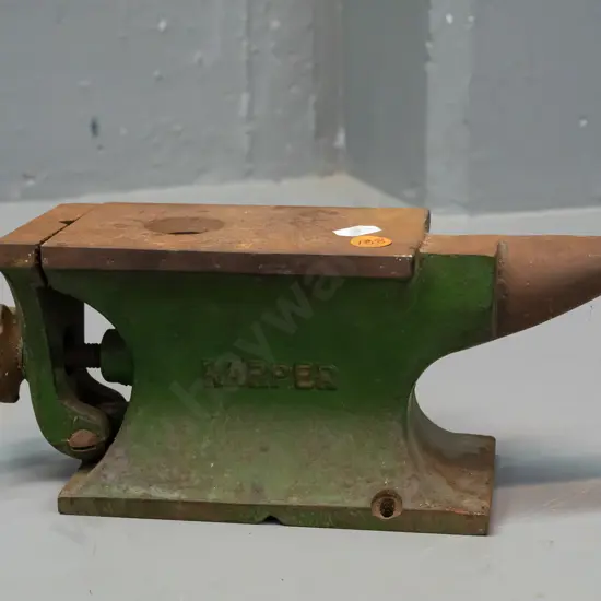small Harper 4006 anvil / vise - some age wear and corrosion H-100 L-260