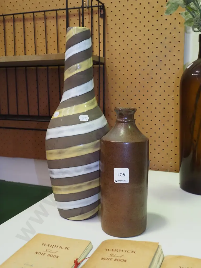 ink bottle, vase H360 Image 1++