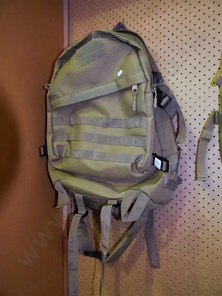 military style backpack Image 1++