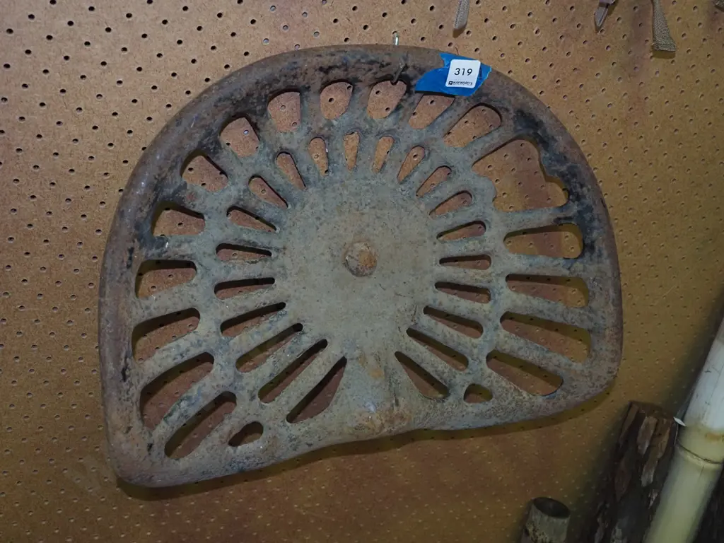 rusty vintage tractor seat Image 1++