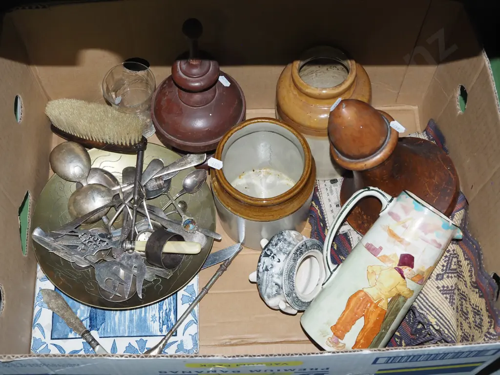 box; stoneware crocks, finial etc Image 1++