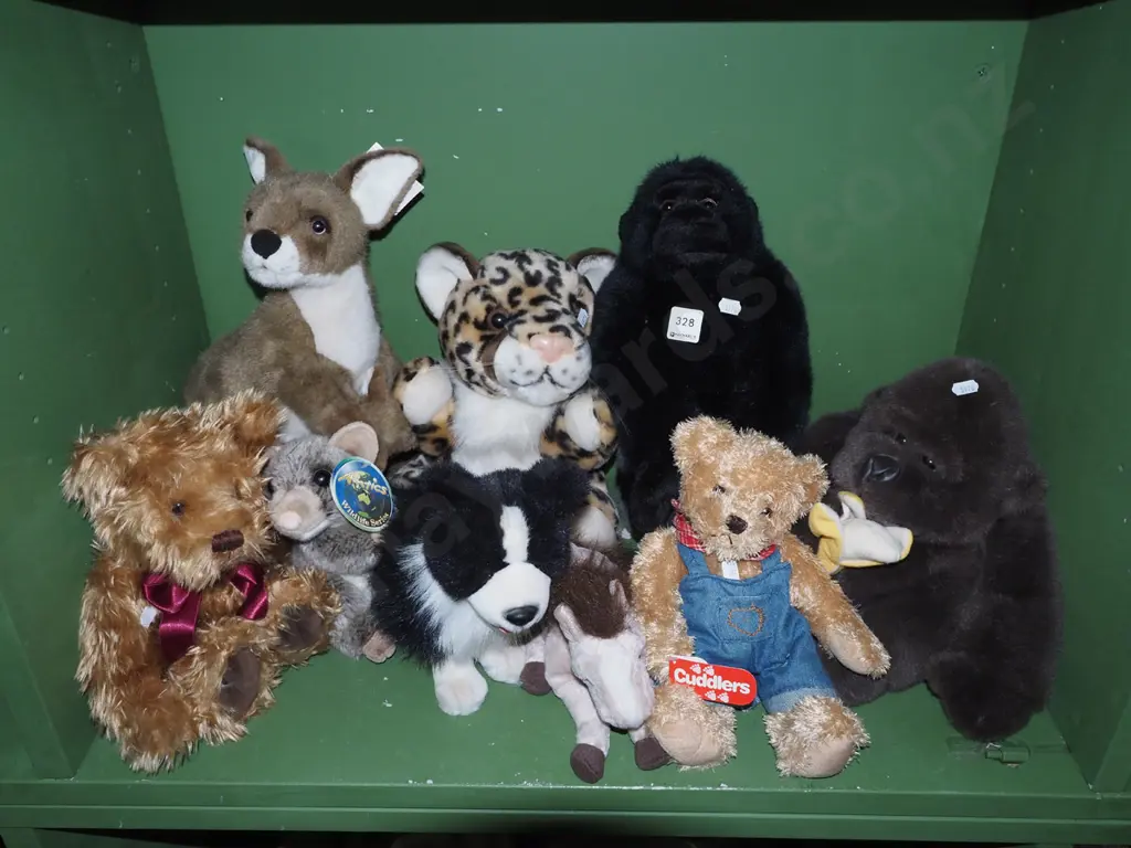 shelf of soft toys Image 1++