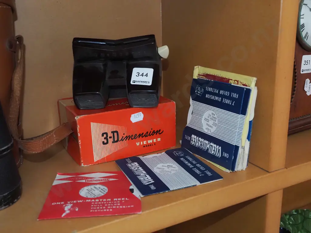 vintage Viewmaster and cartridges Image 1++