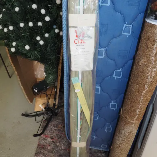 as new door mounted fly screen
