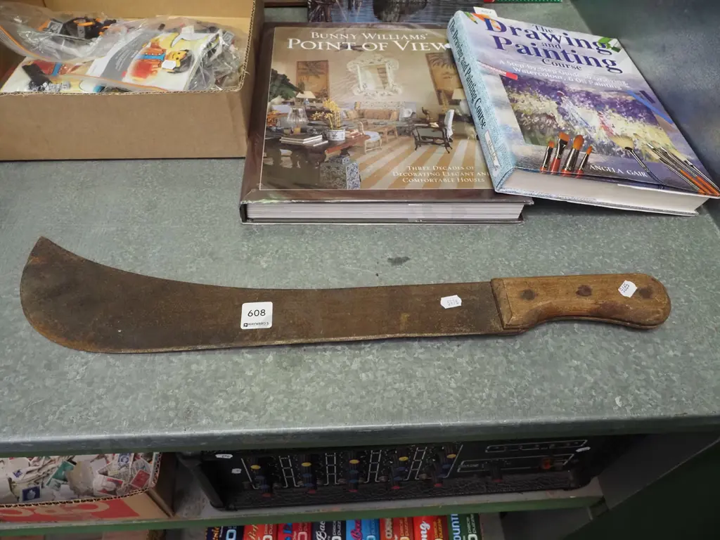 machete Image 1++