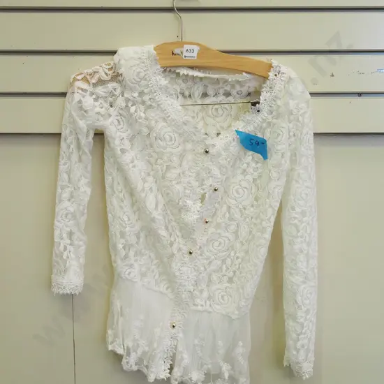 lace top