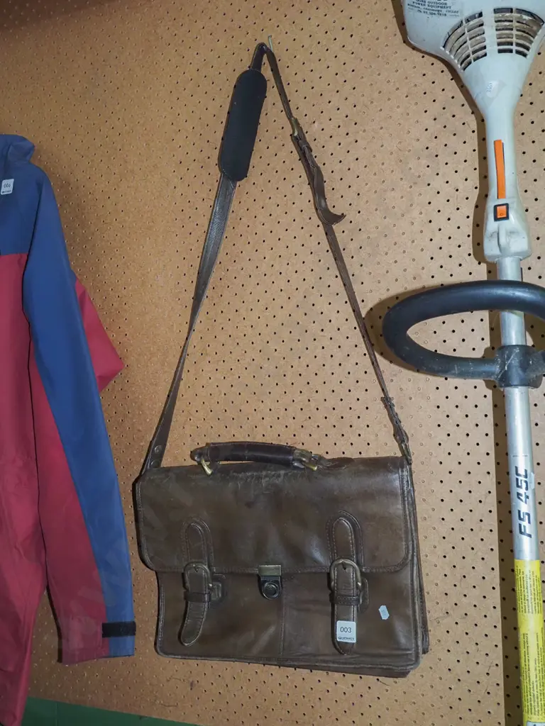 leather satchel Image 1++