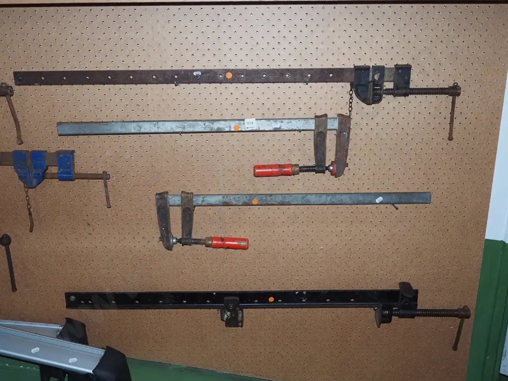 2x sash clamps, 2x F clamps - orange dots Image 1++