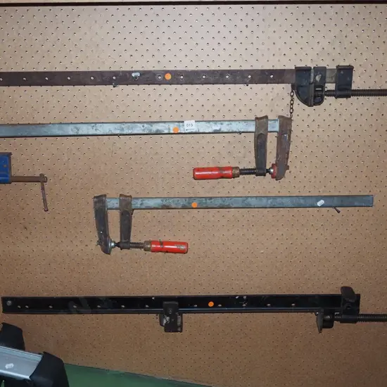 2x sash clamps, 2x F clamps - orange dots