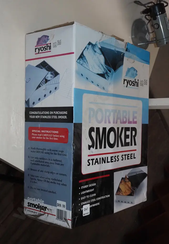 box; portable stainless steel fish smoker Image 1++