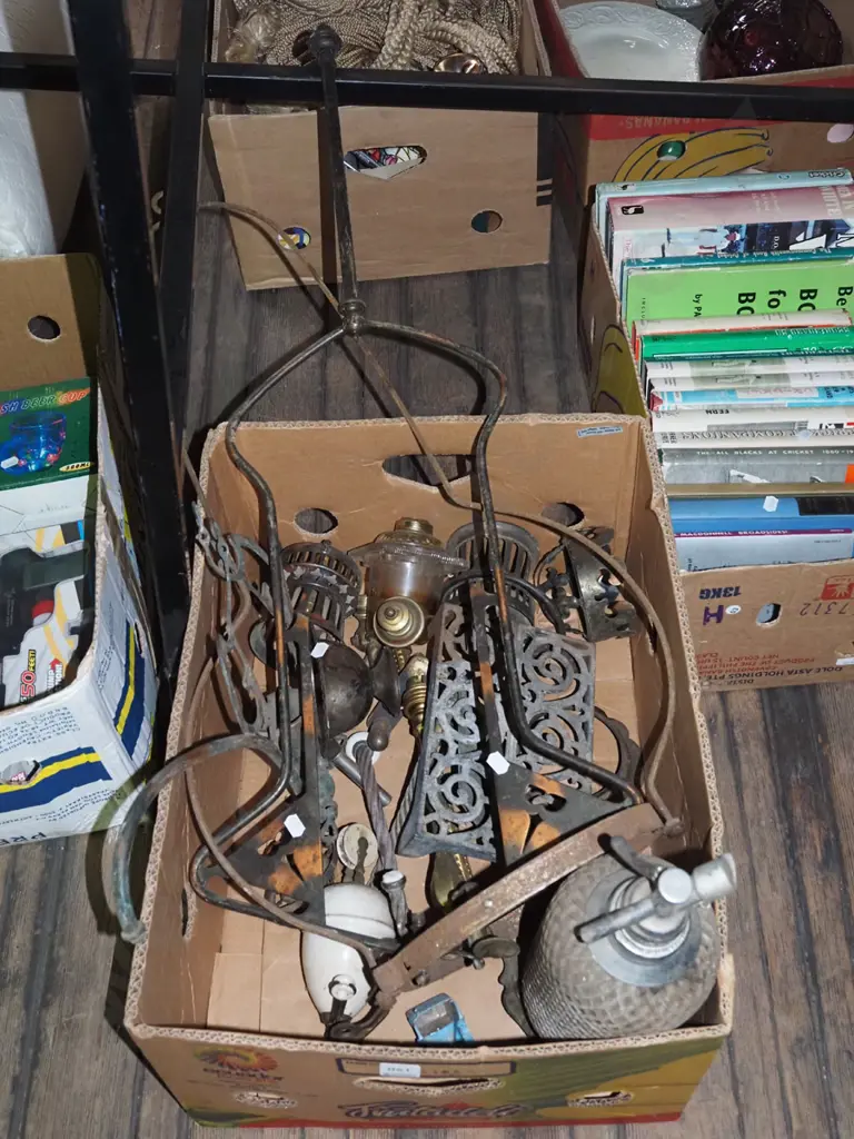 box; soda syphon, part rise and fall light fittings, trivet etc Image 1++