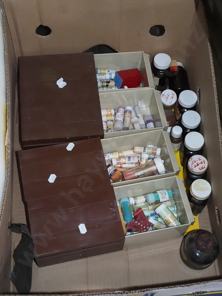 box; various potters glaze colours, screenprint inks? Image 1++