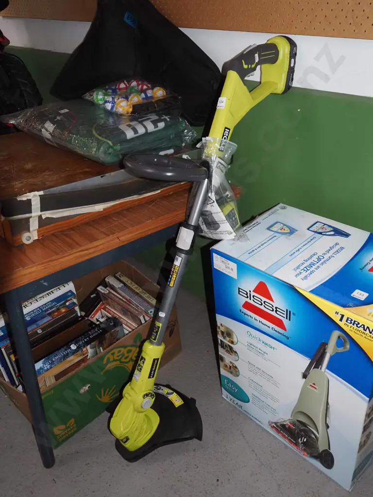 Ryobi battery powered line trimmer - 1x battery and charger Image 1++