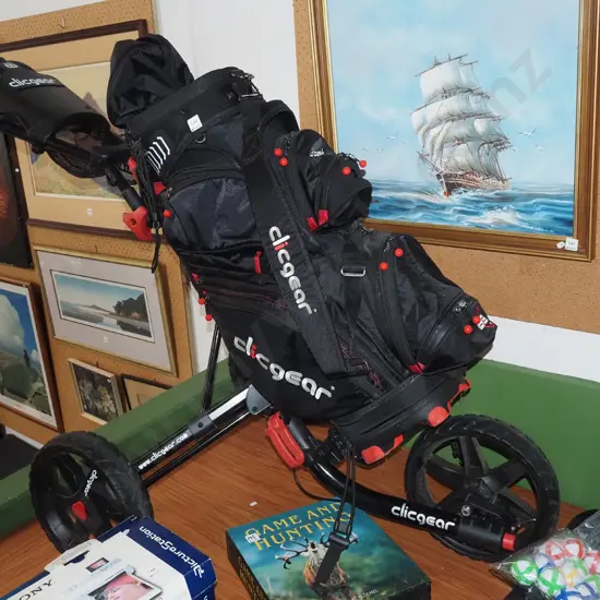 Clic golf bag and trundler
