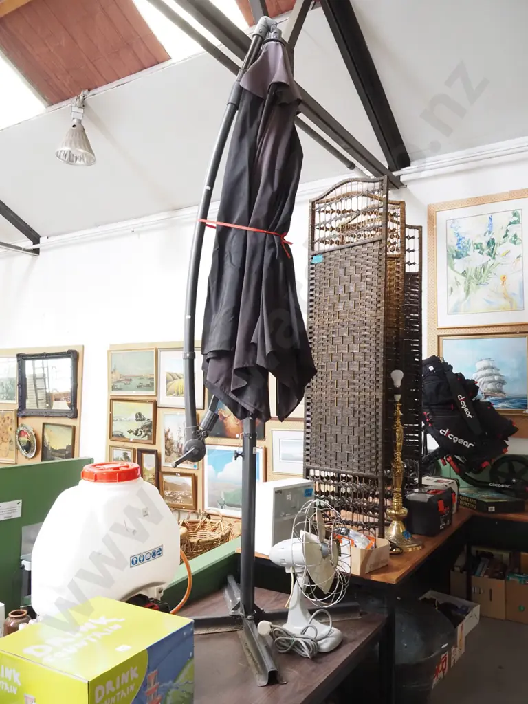 freestanding sun umbrella  Image 1++