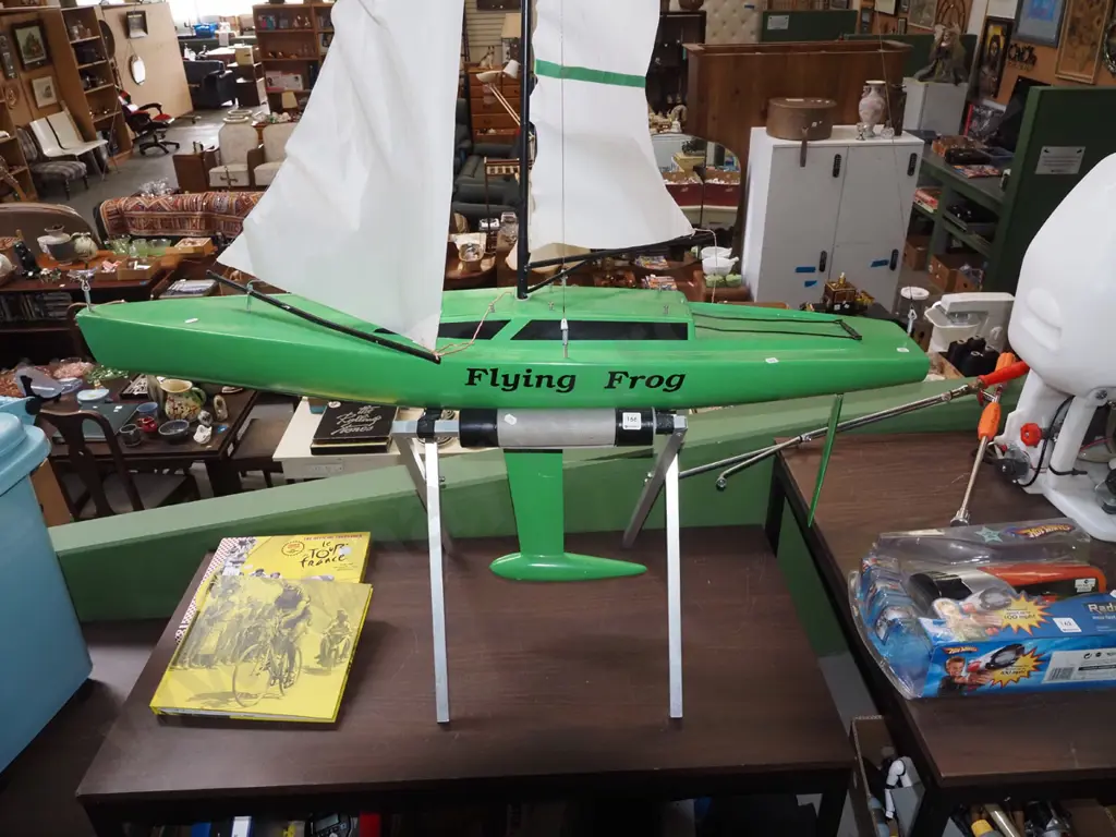 large green pond yacht - Flying Frog L1270 H2200 (limited courier options) Image 1++