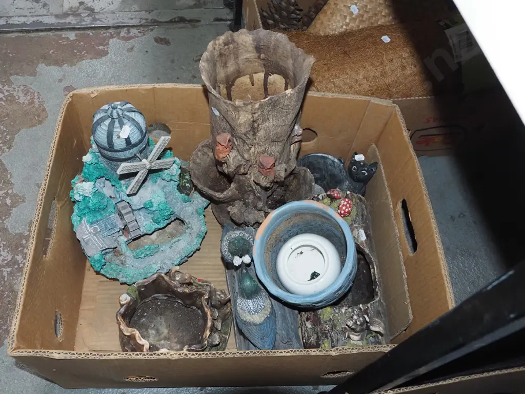 box; jardinieres, garden ornaments Image 1++