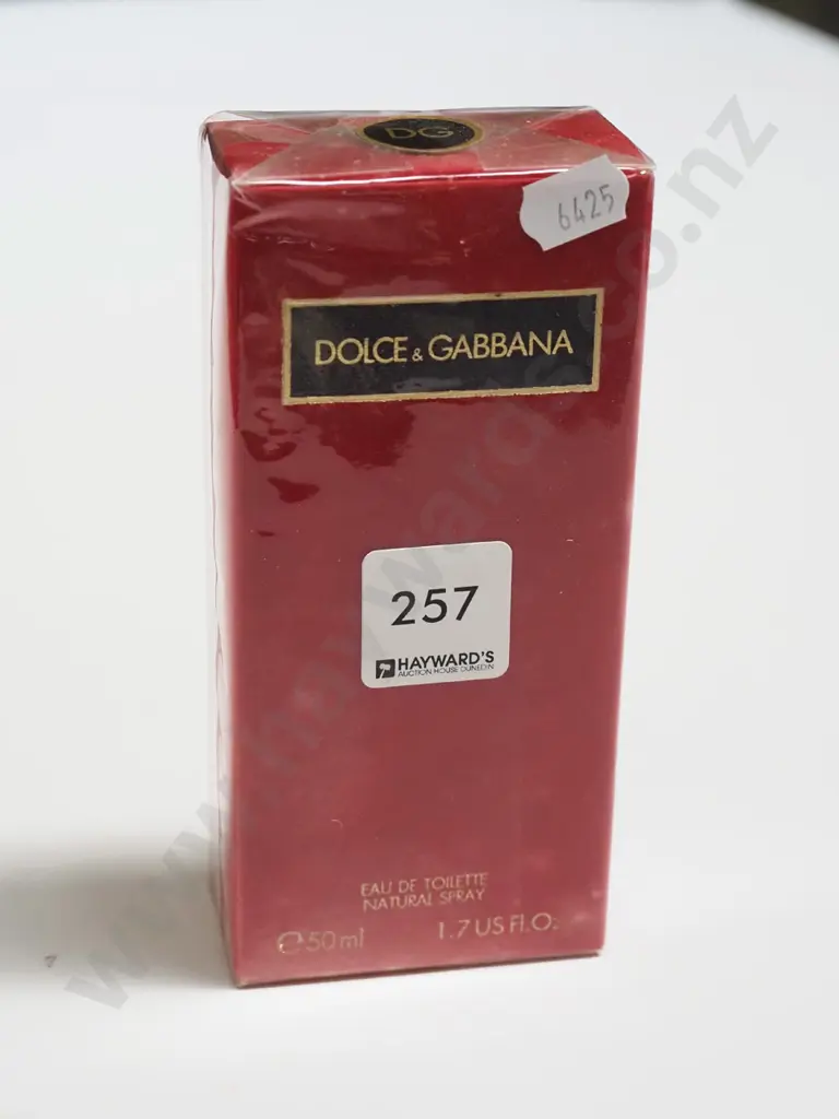boxed as new Dolce & Gabbana eau de toilette 50ml Image 1++