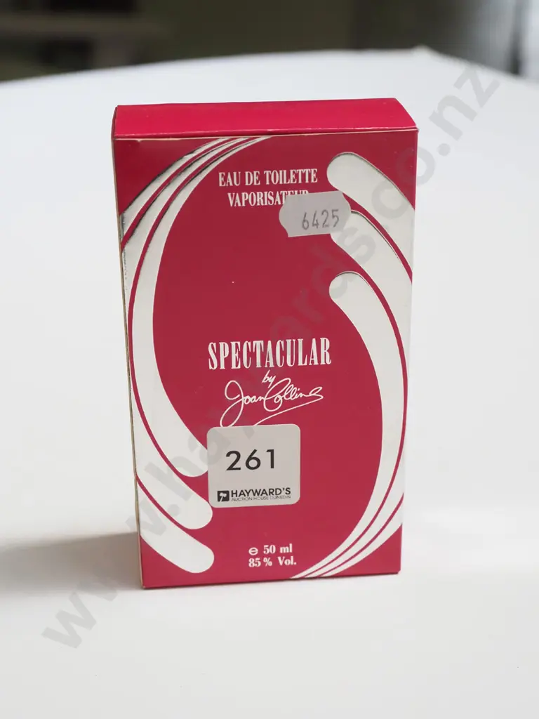 boxed as new Joan Collins Spectacular eau de toilette 50ml Image 1++