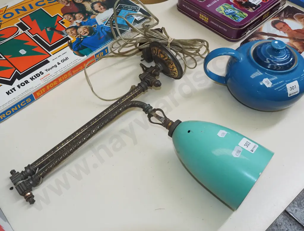 Edwardian wall mounted adjustable light fitting Image 1++