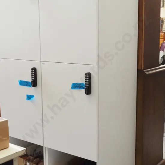 bank of 2 lockers H590 W450 
