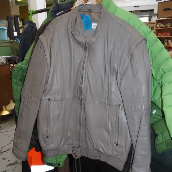 size 54 taupe leather jacket