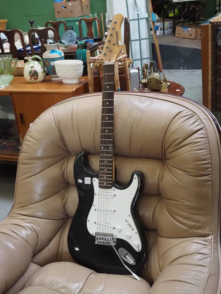 Mannix electric guitar Image 1++